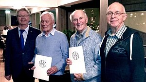 20230124_Bereich_I_Foto_Ehrung_IZ_Sbosny_Leusch Peter Maschmeyer, Manfred Sbosny, Harri Leusch, Holger Bähr (v.l.n.r.) 20230124_Bereich_I_Foto_Ehrung_IZ_Sbosny_Leusch