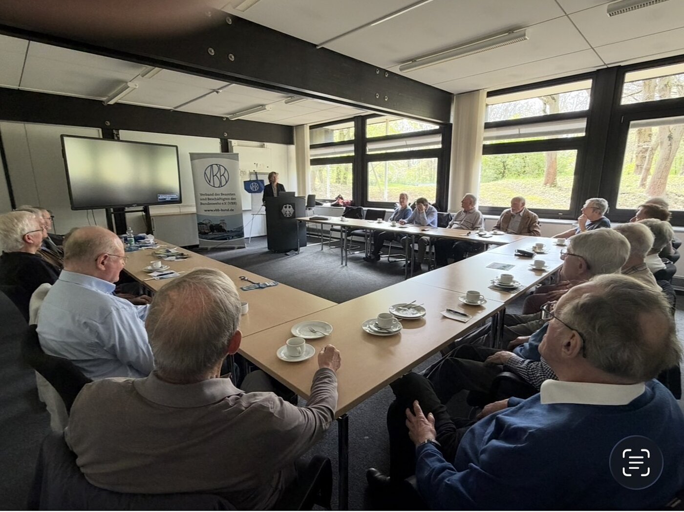 BeitragTreffen_der_Ruhestaendler_Bereich_VIII.