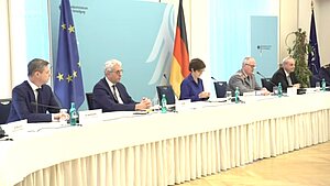 Pressekonferenz BMVg 18052021 Pressekonferenz BMVg 18052021