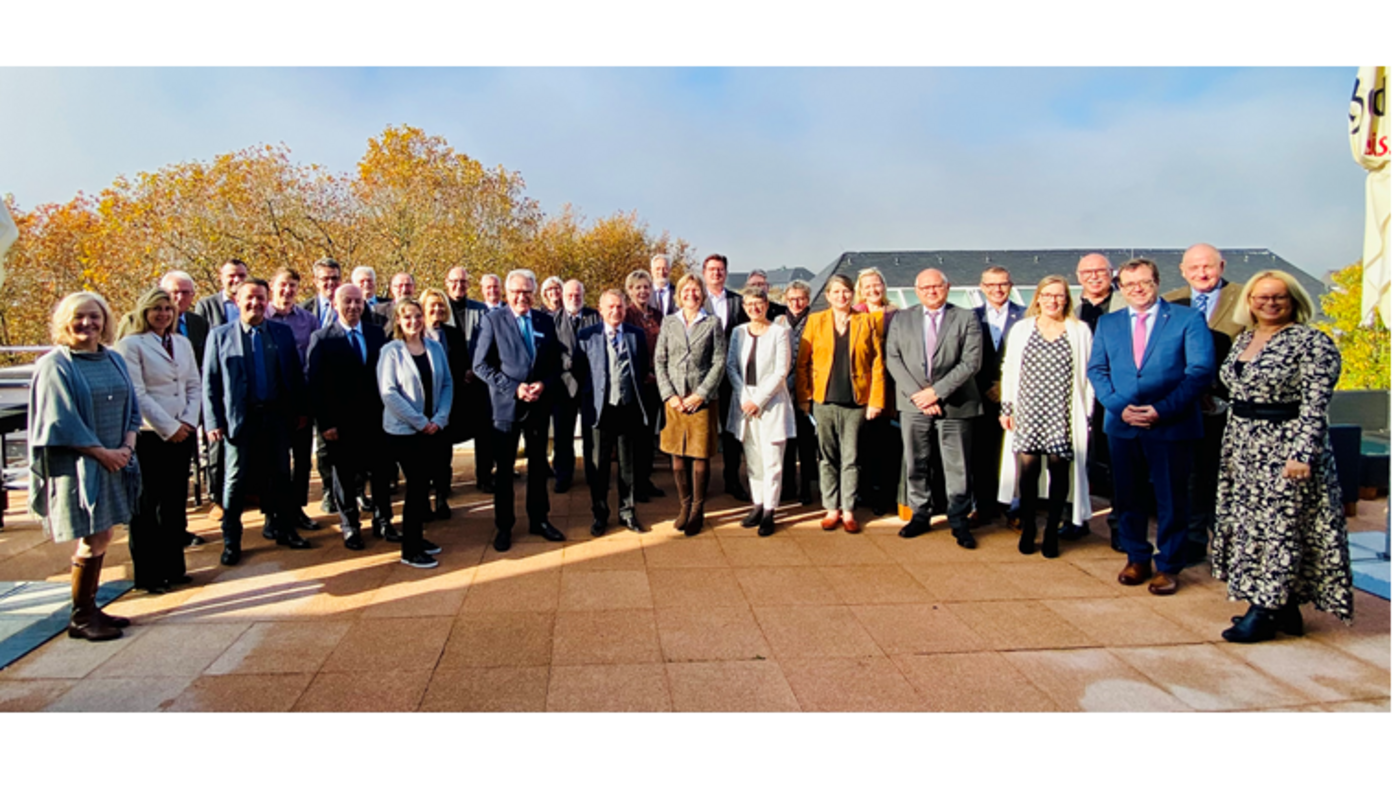 20211109_BUVO_Trier_Gruppenbild_Zuschnitt 20211109_BUVO_Trier_Gruppenbild_Zuschnitt