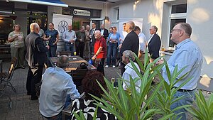 Ehrung_VIII_2025 Haus Müllestumpe – Außenansicht und Sektempfang Ehrung_VIII_2025