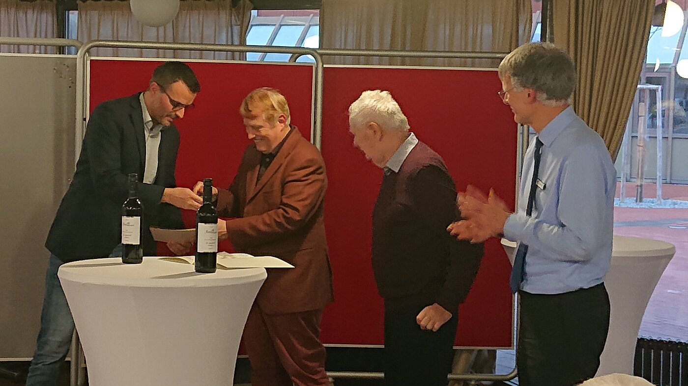 20240222_Mitgliederversammlung_StOGrp_Mannheim2 Verleihung des Ehrenzeichens: Christian Essig, Reinhard Färber, Egbert Winter, Joachim Kaltwang (v.l.n.r.)