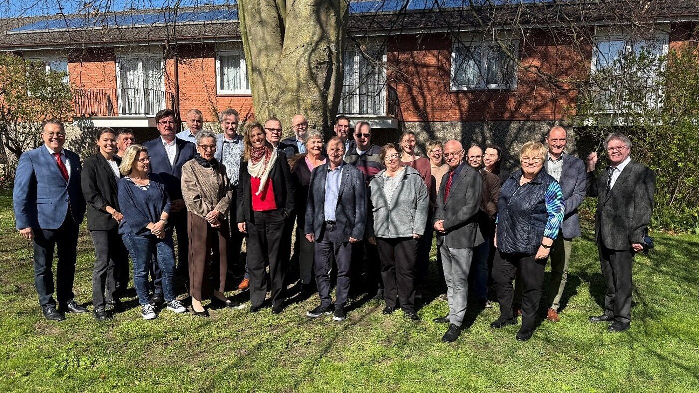 Gruppenbild Die teilnehmenden Kolleginnen und Kollegen