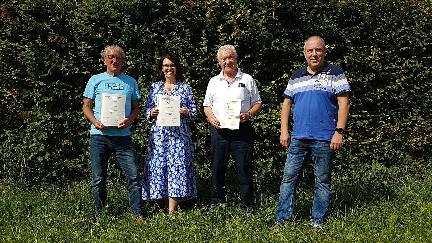 20221219_Ehrung_Sonthofen Wilhelm Jörg, Andrea Lukat, Heinz Krügler und StOGrp-Vorsitzender Vorsitzender Roland Walter (v.l.n.r.) 20221219_Ehrung_Sonthofen