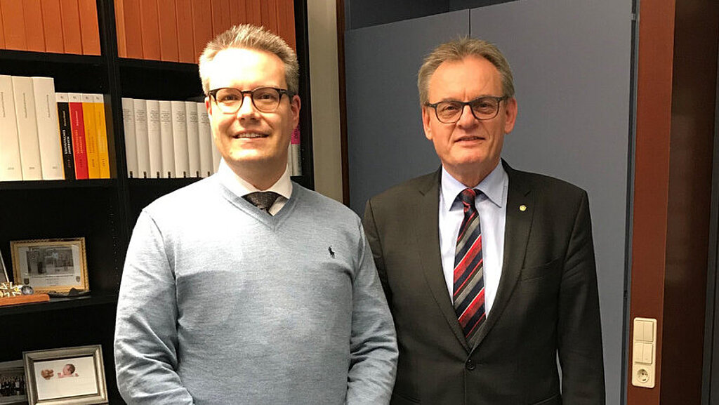 VBB im Gespräch mit Dr. Tobias Lindner Gespräch mit Dr. Tobias Lindner Gespräch mit Dr. Tobias Lindner