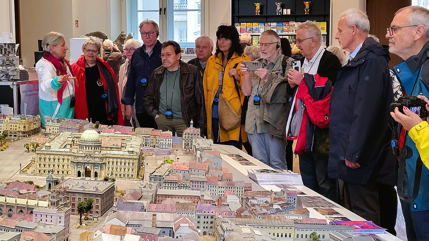Seniorentreffen am 28. Mai 2025 im Humboldt-Forum im Berliner Schloss Seniorentreffen am 28. Mai 2025 im Humboldt-Forum im Berliner Schloss