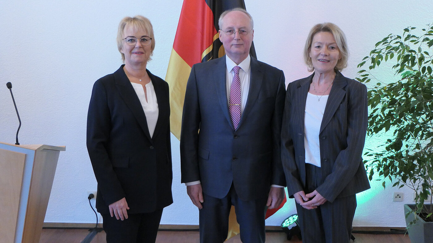 ORR’in Silke Huber, Präsident Prof. Dr. Roland Börger, ROAR’in Karin Voit