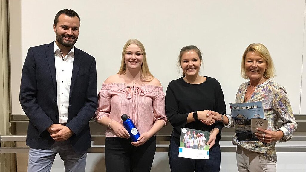 Begrüßung der neuen Kolleginnen und Kollegen zum 79. Grundstudium Begrüßung der neuen Kolleginnen und Kollegen zum 79. Grundstudium