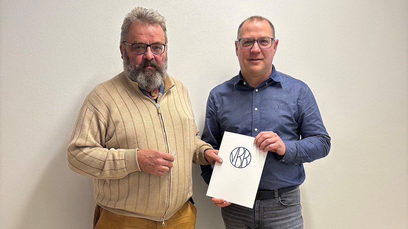Für seine 15-jährige Mitgliedschaft wurde Tobias Krampe geehrt