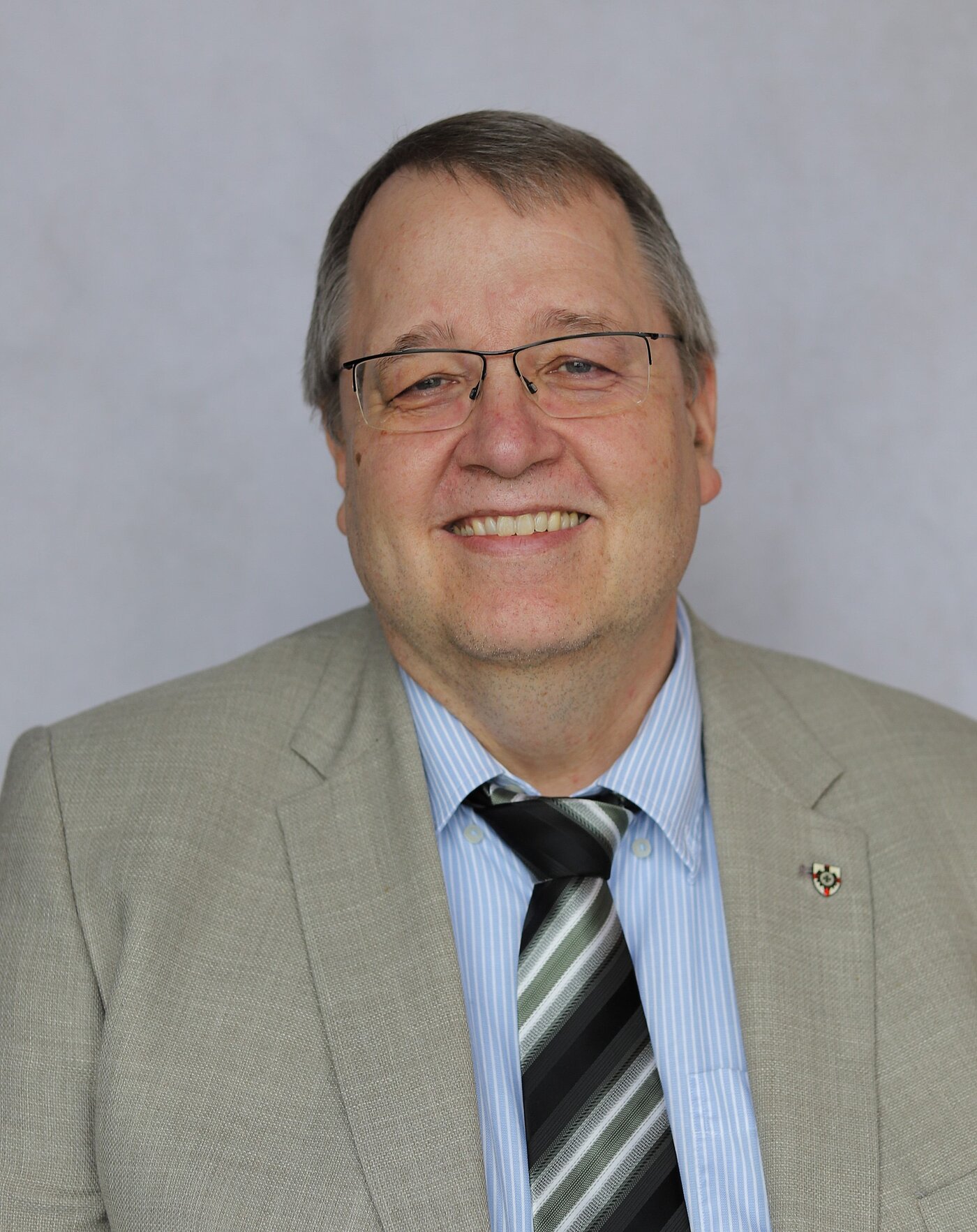 Herr Schütte Bereichsvorsitzender Herr Schütte
