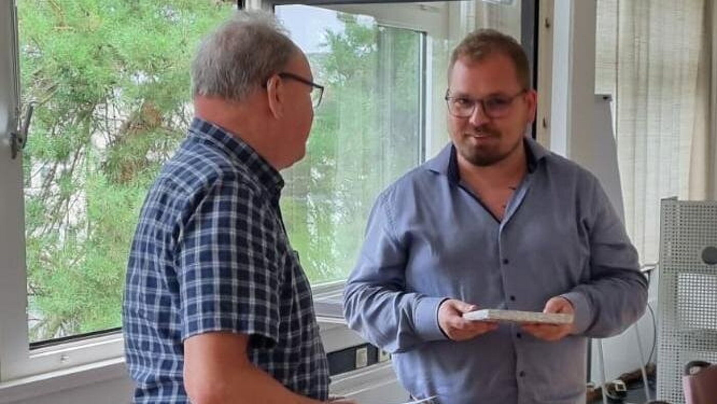 20230823_Standortgruppe_Hannover Präsentübergabe an den Kollegen Schreiber 20230823_Standortgruppe_Hannover