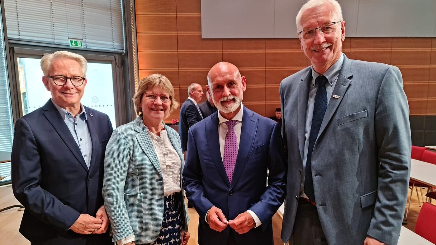 Lutz Supplit, Imke v. Bornstaedt-Küpper ,Volker Geyer, Frank Gehlen
