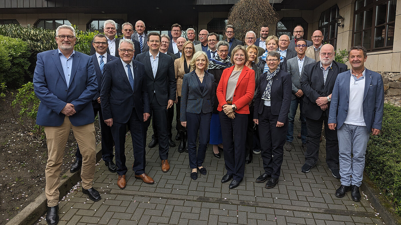 20230428_Gruppe_2 20230428_Gruppe_2