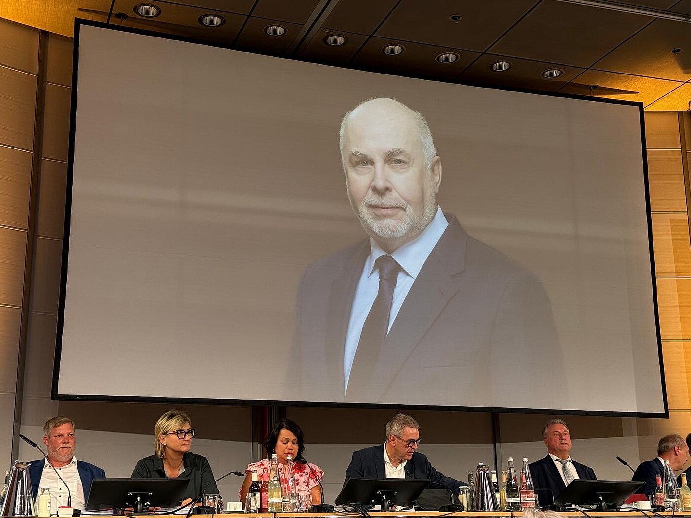 Ulrich Silberbach und Teile des dbb Bundesvorstandes