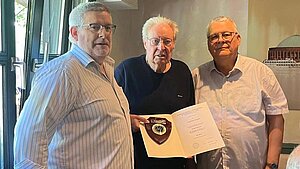 Pensionaers-Stammtisch_Duesseldorf Kollegen Willems, Engels, Bierhoff (von links)
