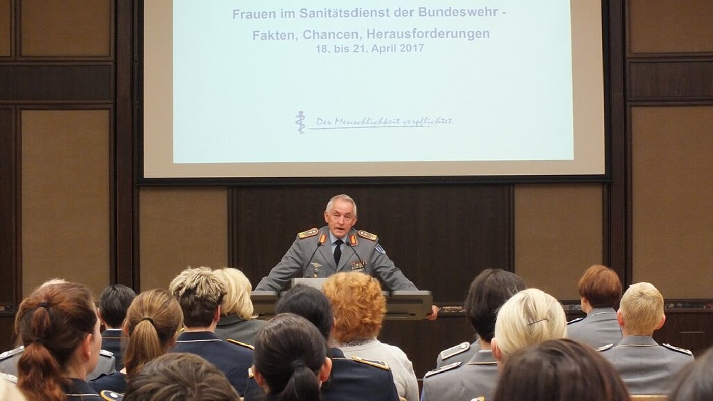 Tagung "Frauen im Sanitätsdienst" Tagung "Frauen im Sanitätsdienst"