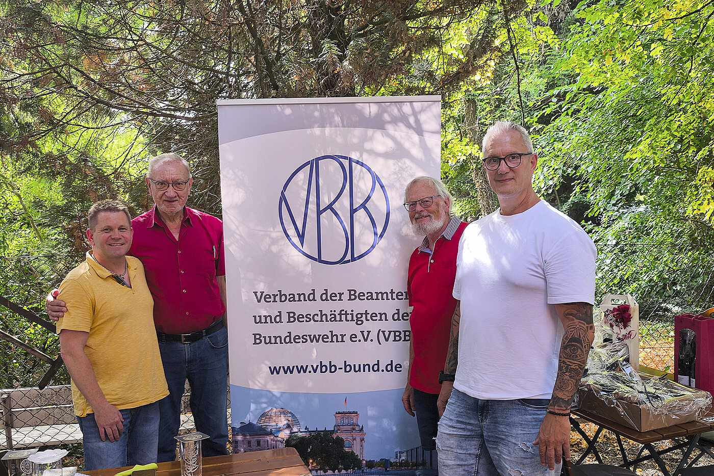 Ehrungen - vl. BrdAmtm Holger Frank Erhard Lang für 60. jährige Mitgliedschaft Joachim Kreß 80. Geburtstag Jens Keilbach 25 jährige Mitgliedschaft