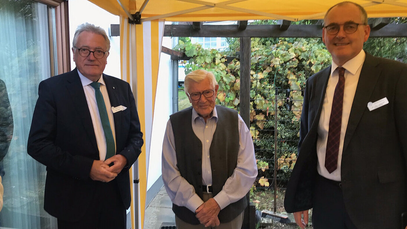 20200926 Franz Schmied 100 Jahre Balmes, Schmied, Dr. Liesenhoff (v.l.n.r.) 20200926 Franz Schmied 100 Jahre