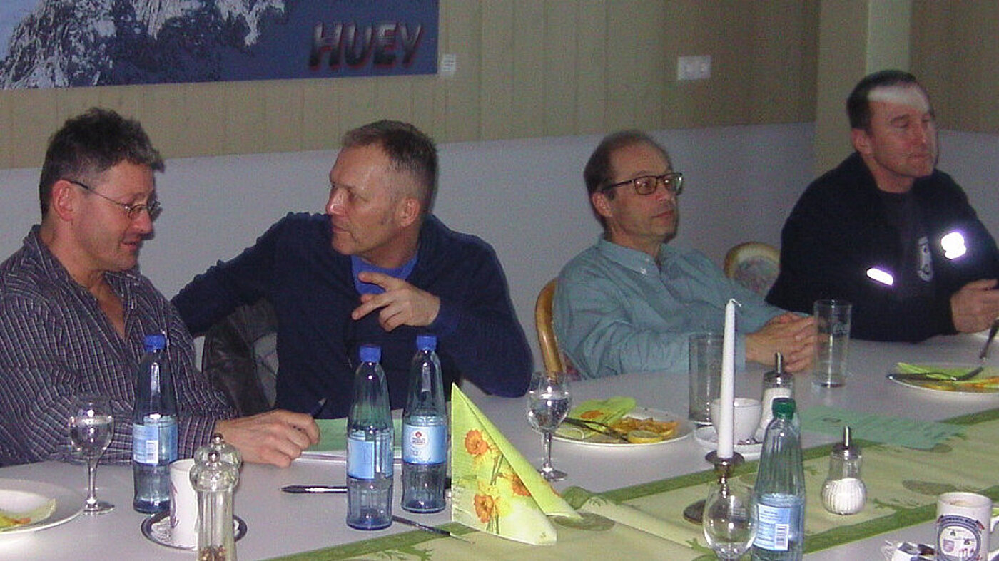 Mitgliederversammlung der StOGr Niederstetten Mitgliederversammlung der StOGr Niederstetten
